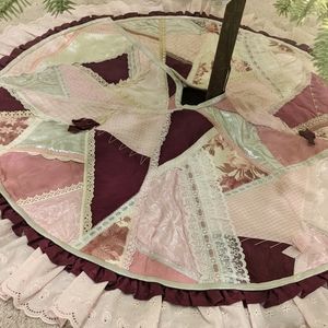 Handmade Victorian Crazy Quilt Lace Tree Skirt